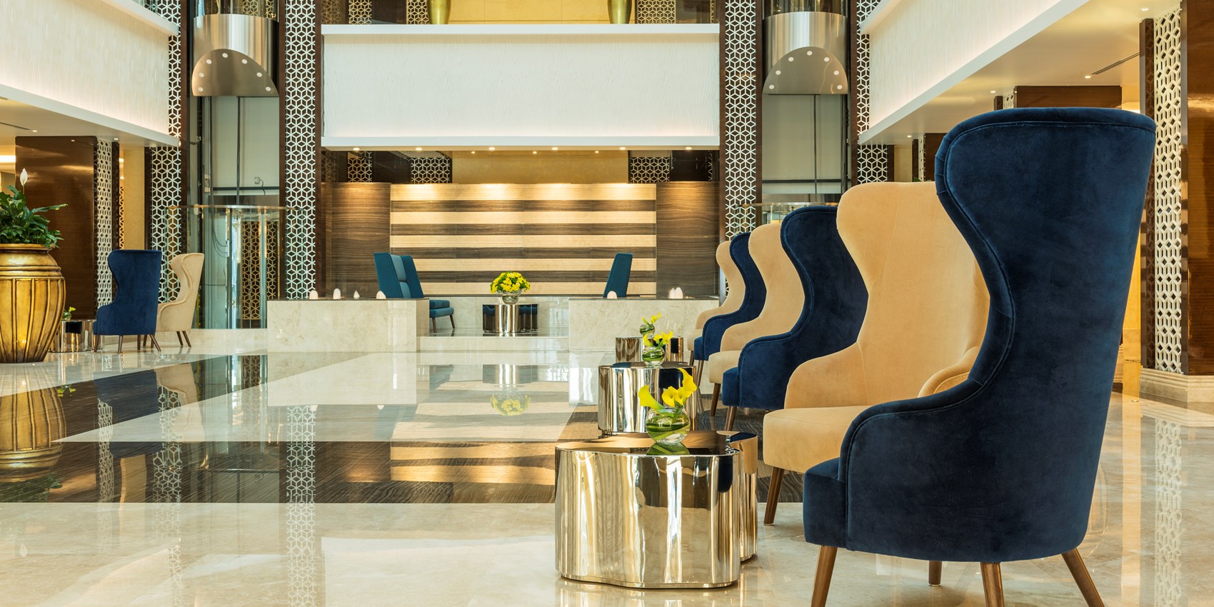radissonbluajman-lobby.jpg